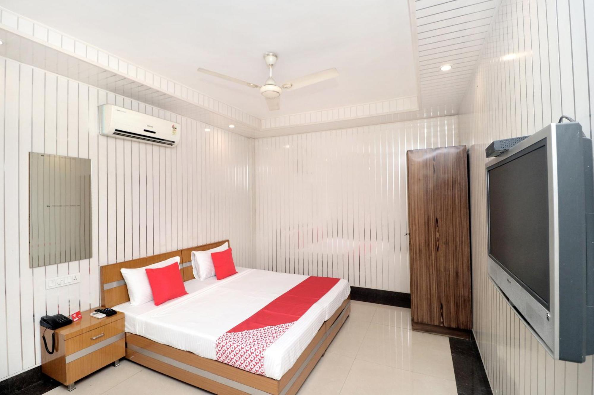 Hotel O Le Bon Ton Ludhiana Eksteriør bilde