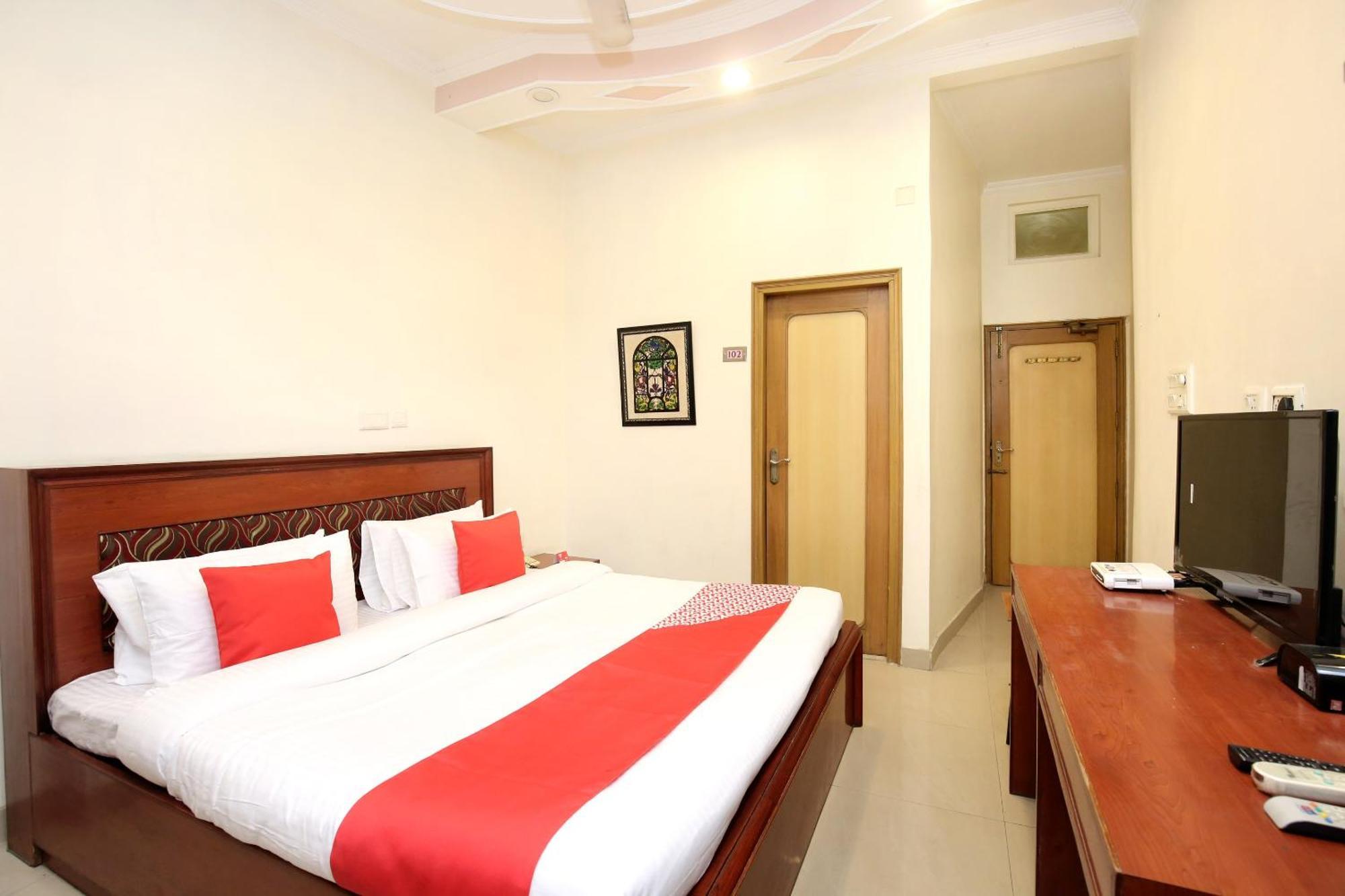 Hotel O Le Bon Ton Ludhiana Eksteriør bilde